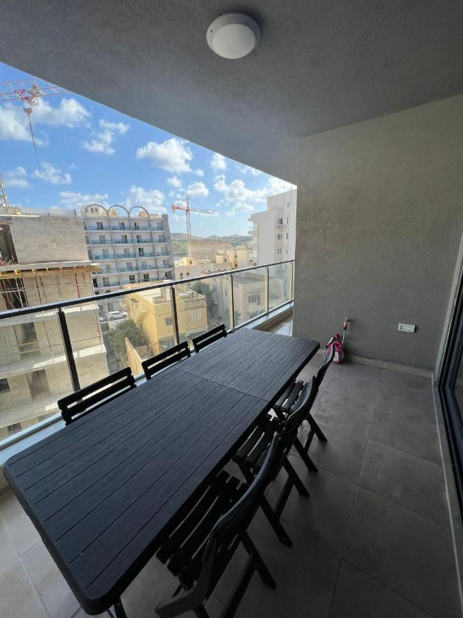 Apartment Blue Skies Family With Terrace